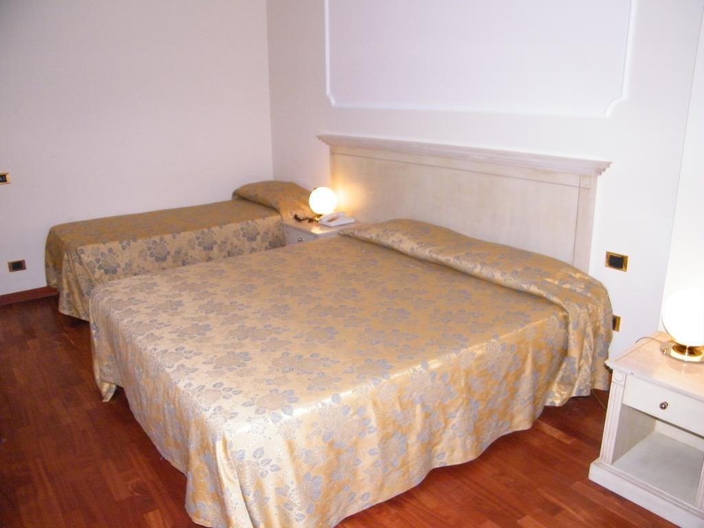 Hotel Villa Medici Rocca San Giovanni Kültér fotó