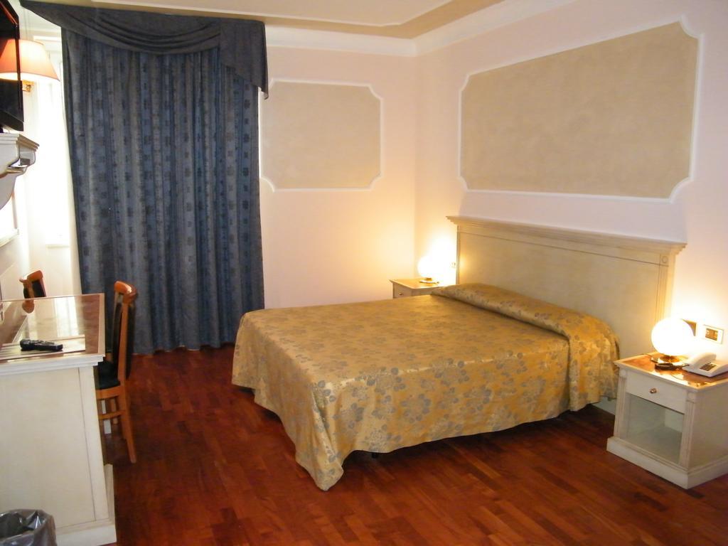 Hotel Villa Medici Rocca San Giovanni Kültér fotó
