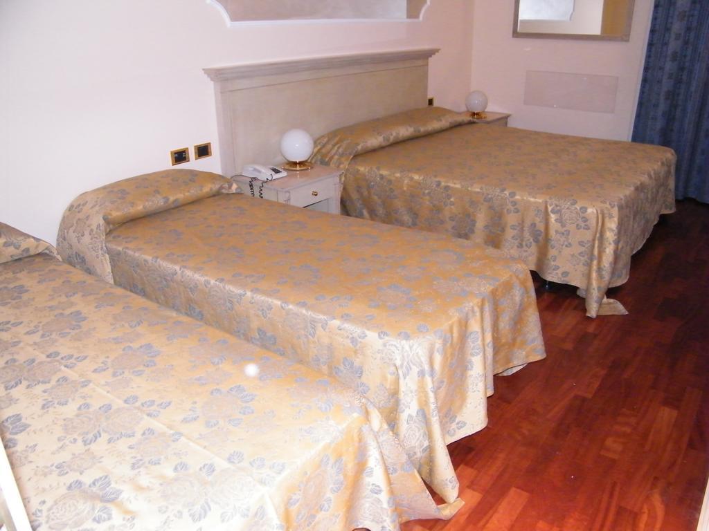 Hotel Villa Medici Rocca San Giovanni Kültér fotó