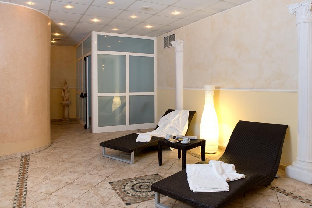 Hotel Villa Medici Rocca San Giovanni Kültér fotó