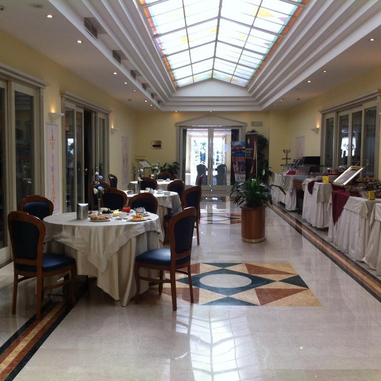 Hotel Villa Medici Rocca San Giovanni Kültér fotó