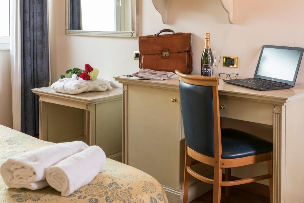 Hotel Villa Medici Rocca San Giovanni Kültér fotó