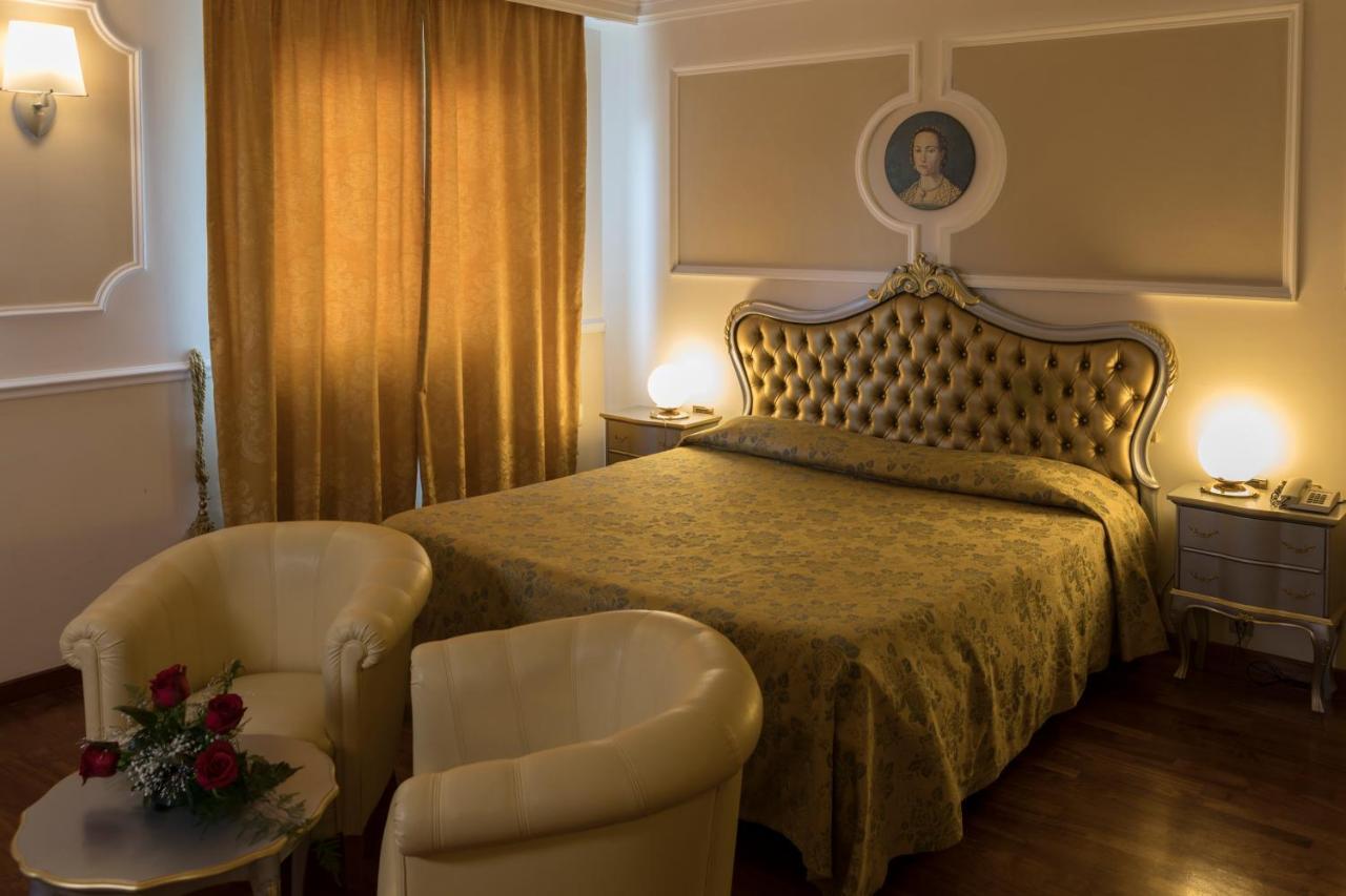 Hotel Villa Medici Rocca San Giovanni Kültér fotó